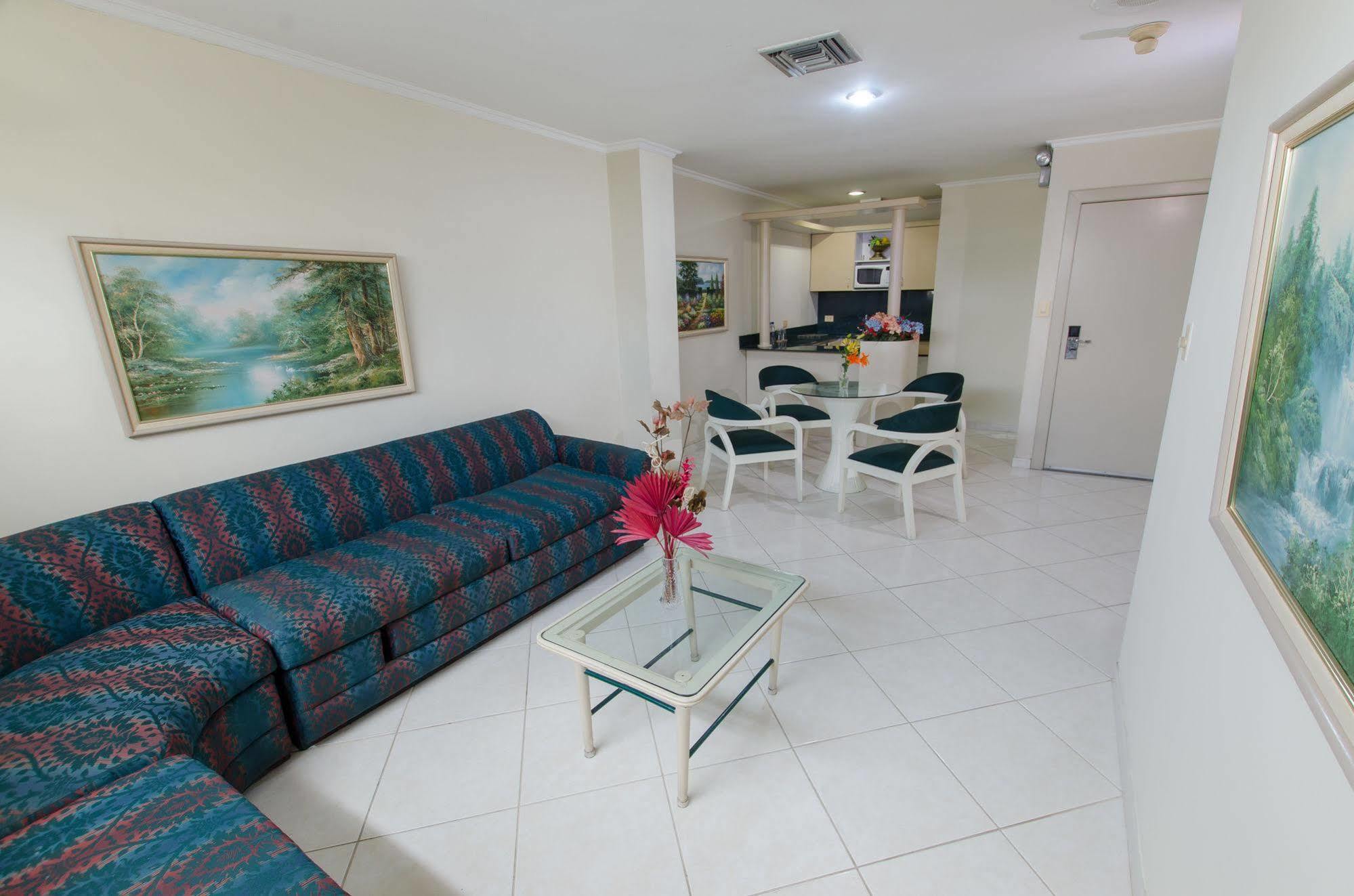 Apart Hotel Kennedy Γκουαγιακίλ Εξωτερικό φωτογραφία